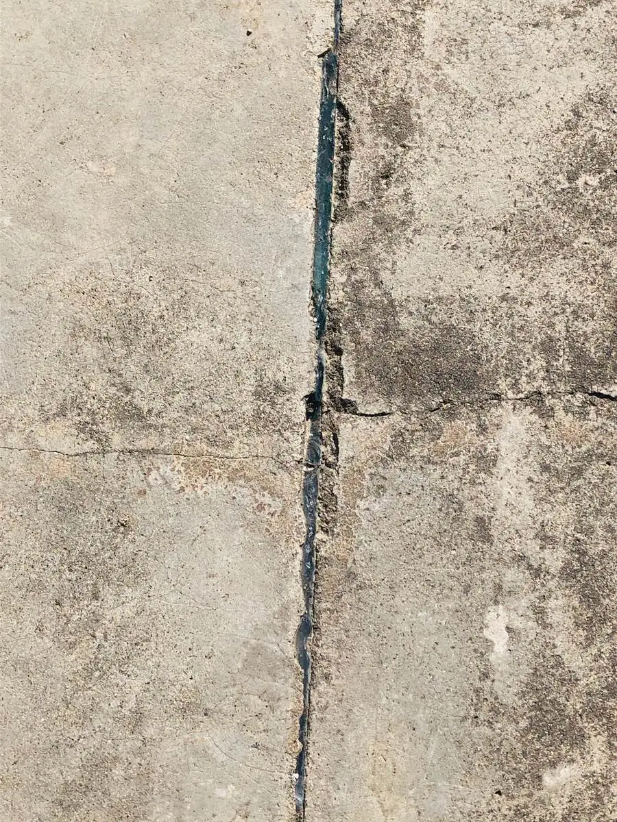 Slab crack inspection in Moore