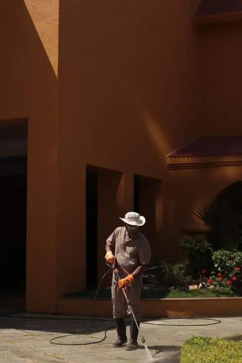 Sidewalk cleaning